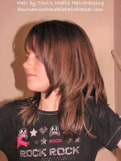 Girls hair cut by Toni, mobile hairdresser in bournemouth, poole, christchurch and surrounding areas