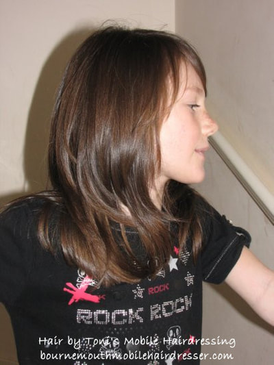 Girls hair cut by Toni, mobile hairdresser in bournemouth, wimborne, ferndown and surrounding areas