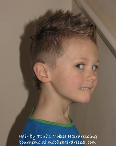 Boys hair cut by Toni, mobile hairdresser in bournemouth, poole, christchurch and surrounding areas